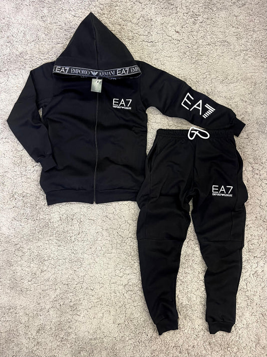 Chándal Armani EA7 (Varios Colores)