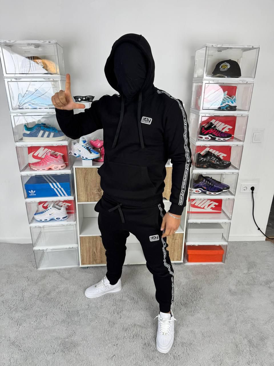 Chándal Armani EA7 (Varios Colores)