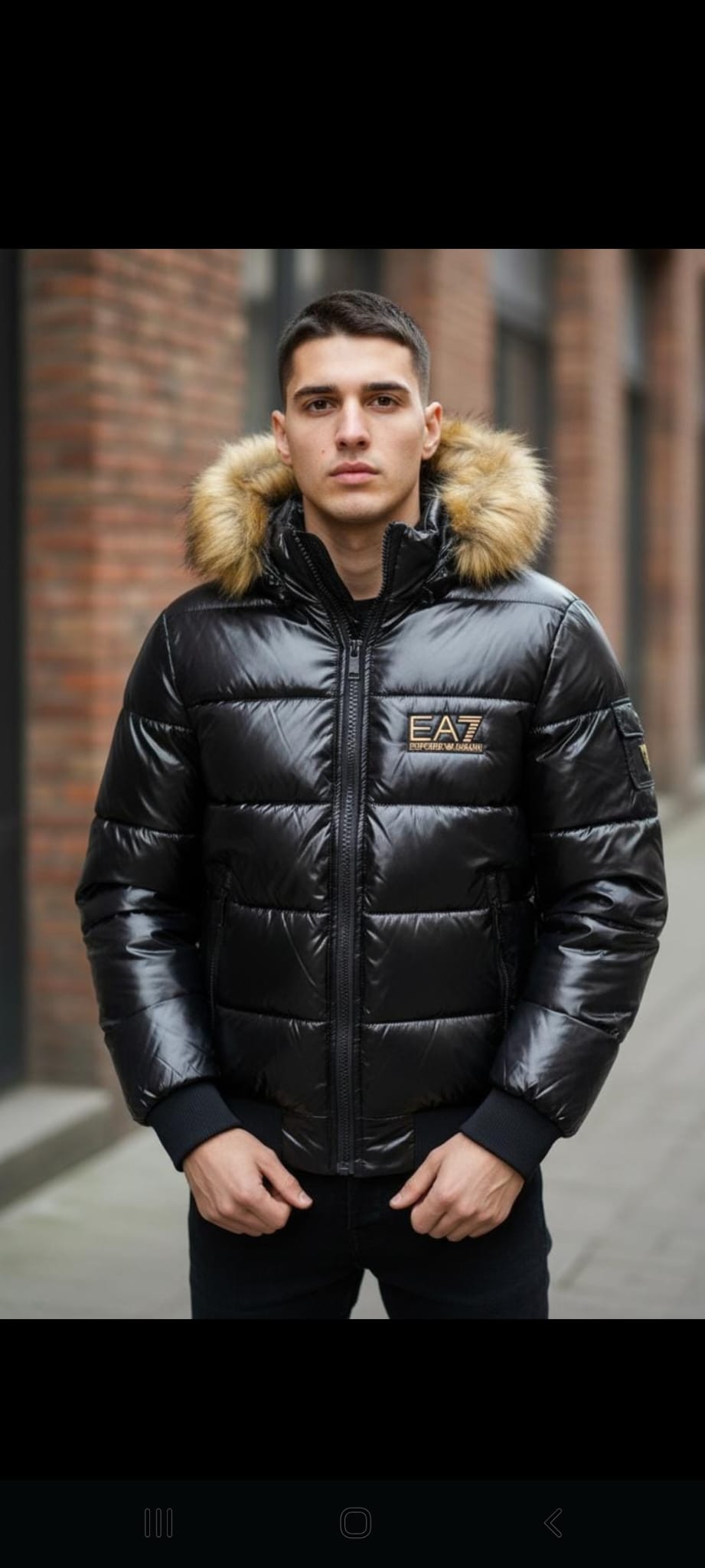 Abrigos Armani EA7