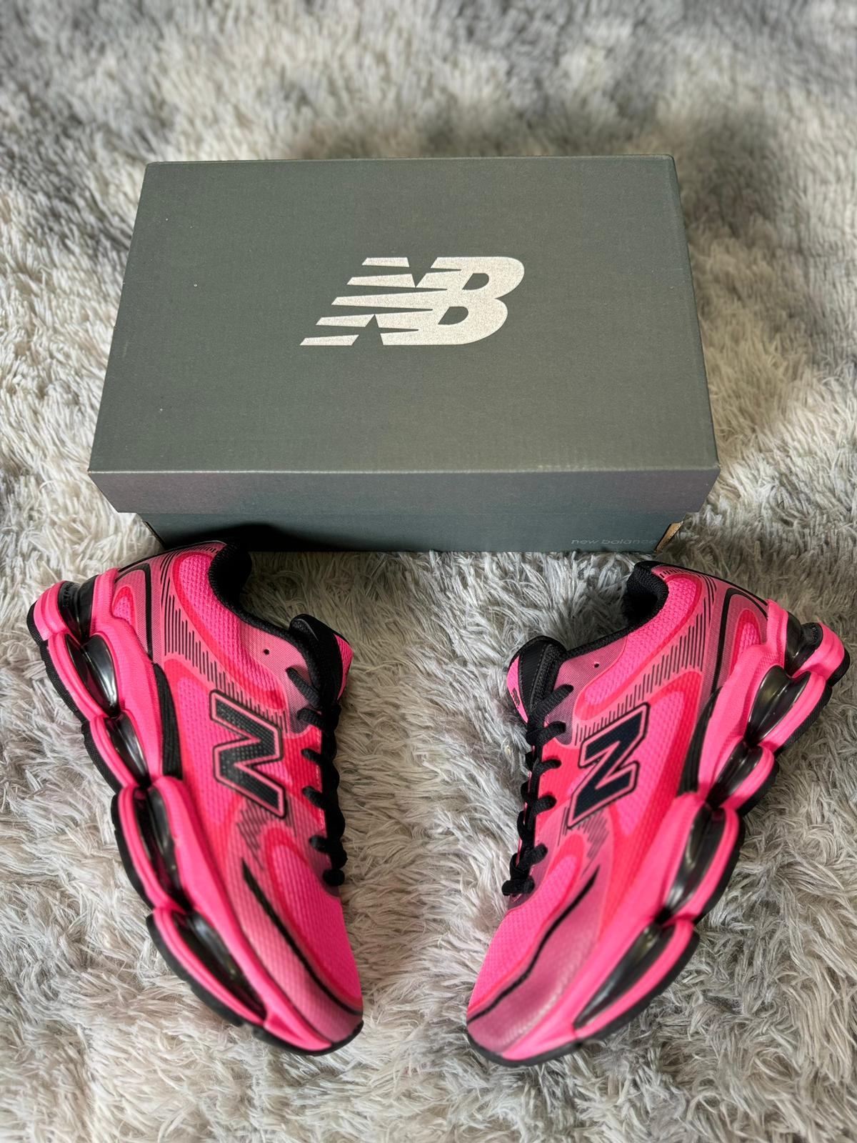 New Balance 2000