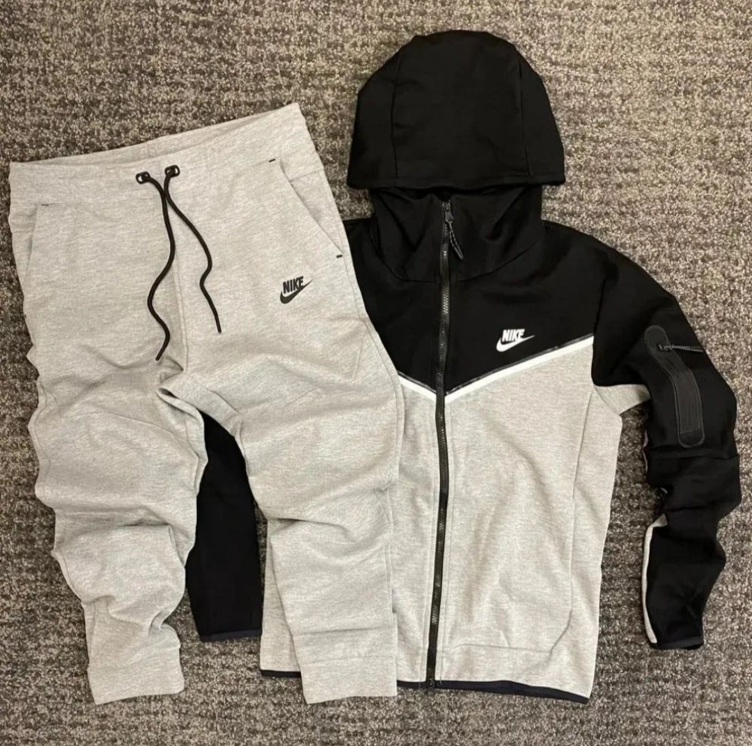 Chándal Nike Tech (Varios Colores)