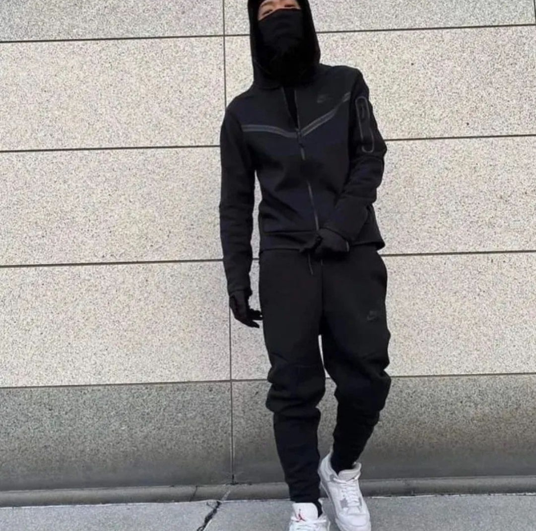 Chándal Nike Tech (Varios Colores)