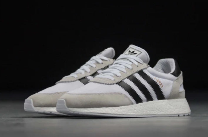 Adidas Iniki